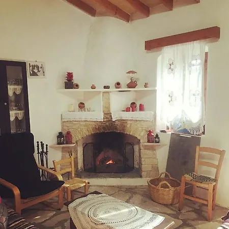 Palace Traditional House Летний дом Лофу