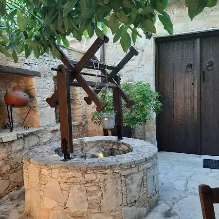 Casa rural Palace Traditional House Lofou